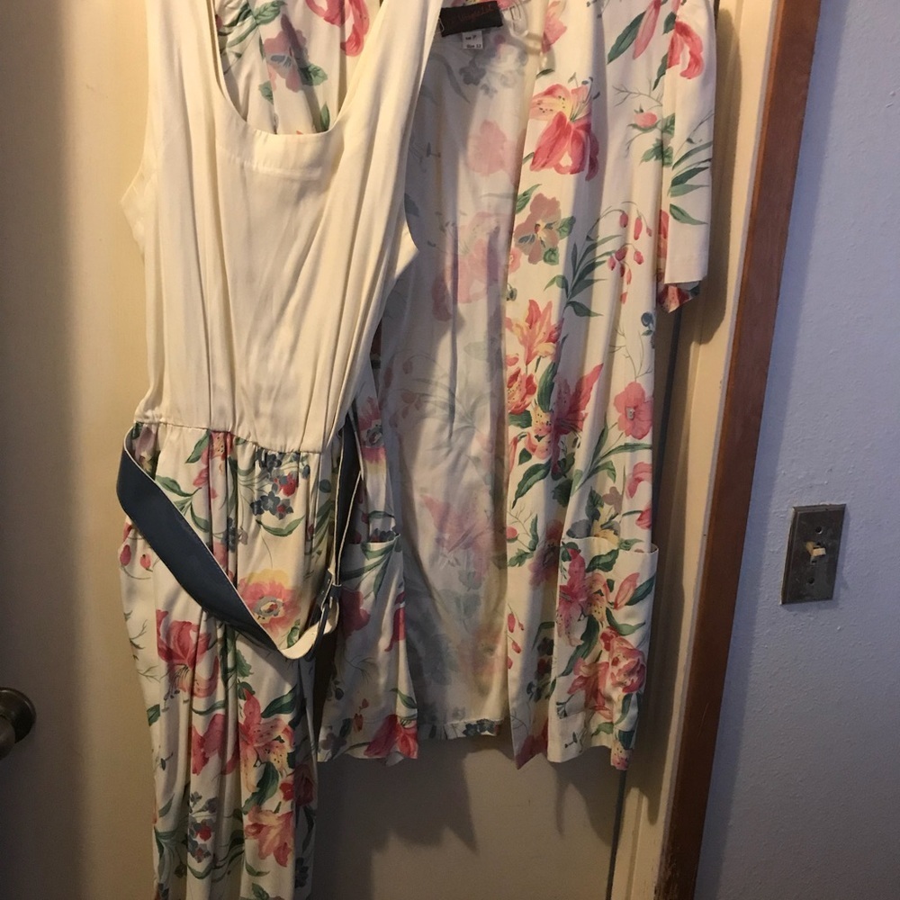 J .B Wright Dress With outer Flower Jacket Sz 12